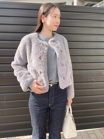 Mila Owen 金ボタンクロップドファージャケット Mila Owen（ミラオーウェン）の「金ボタンクロップドファー