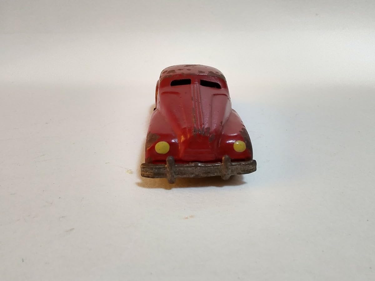 Amazon.co.jp: アメ車 ブリキのミニカー 赤色 初期 : おもちゃ