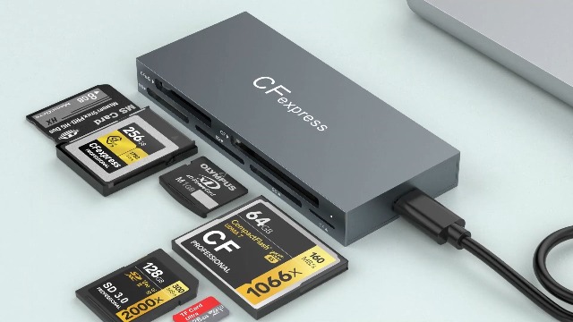 Amazon.com: CFexpress Type B Card Reader,8 in 1 Multi CF Express