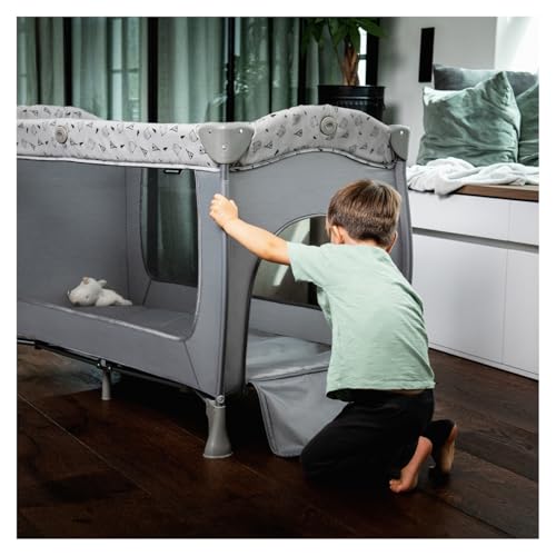 hauck Kinderreisebett Sleep N Play Center mit Neugeboreneneinhang, Wickelauflage, Tragetasche, Rollen, Schlupf, Klein Zusammenklappbar, Baby Reisebett Kleinkind ab Geburt bis 15 kg (Teddy Grey)