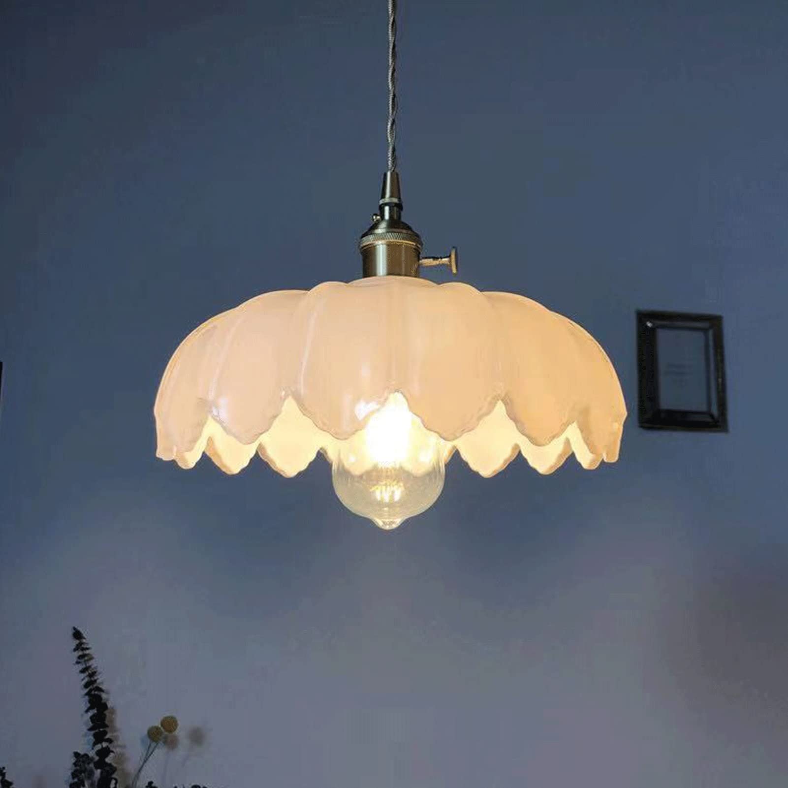 Chandelier Light Vintage Brass Glass Pendant Lamp Farmhouse Glass Lotus Chandelier Industrial Vintage Hanging Light Adjustable Length Ceiling Lighting Fixture for Bedroom Loft Bar Dining Room Hanging