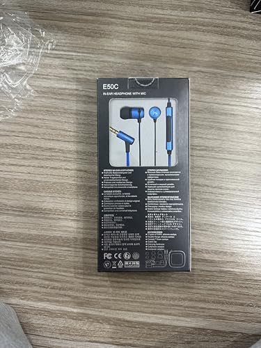 Image of SoundMAGIC E50C Wired Earbuds with Microphone in Ear Monitor HiFi Earphones Good Noise Isolating Headphones Comfortable Fit Blue