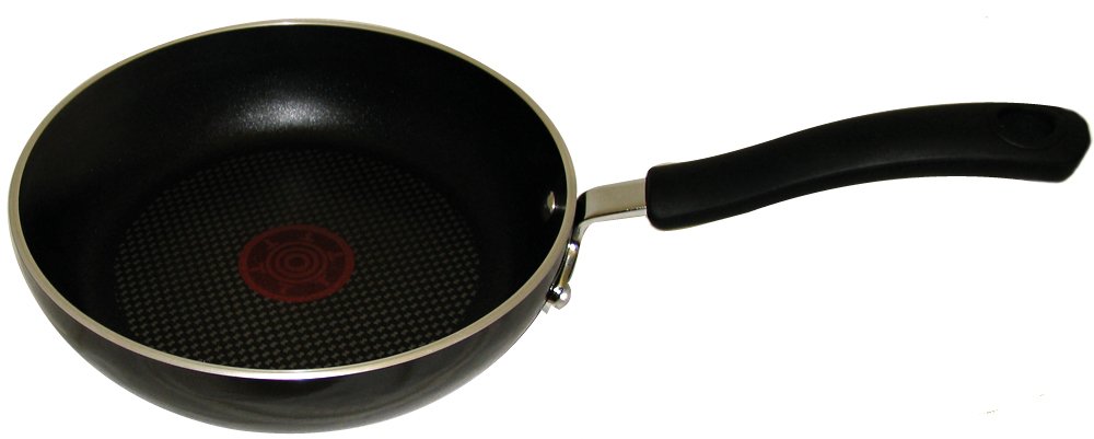 Sauteuse anti-adhésive T-Fal Ultimate en émail dur pour en finir avec les aliments qui collent