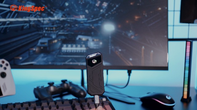 KingSpec SSD 外付け 4TB RGBライト搭載 Amazon.com: KingSpec Z5 4TB Portable External SSD with RGB Light