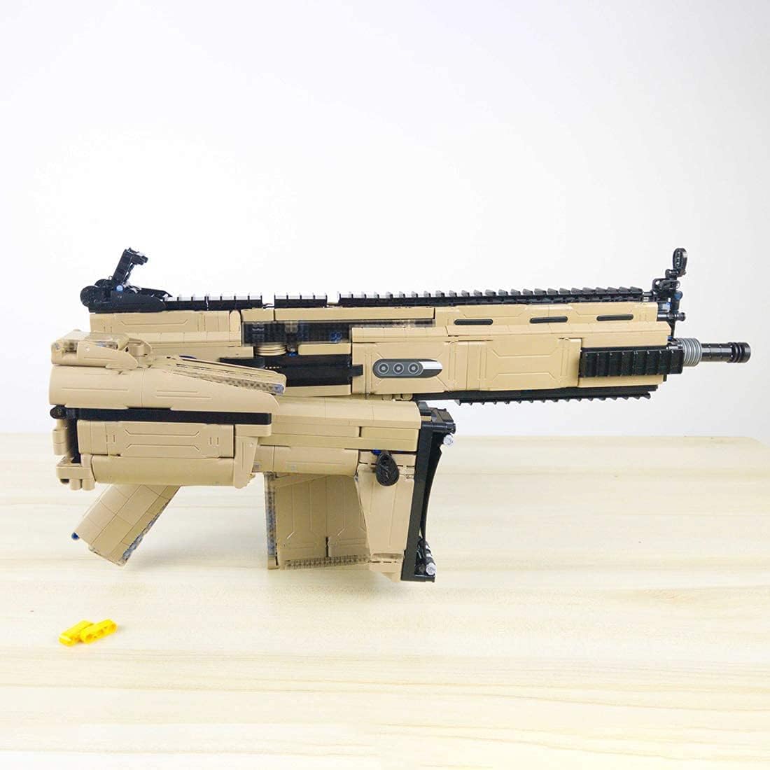Technik Arme Jeu de Construction avec Moteurs, Militaire Maquette de Fusil d'assaut FN Scar 17S Gun, 1406+Pièces Blocs de Construction Compatible avec Les Grandes Marques