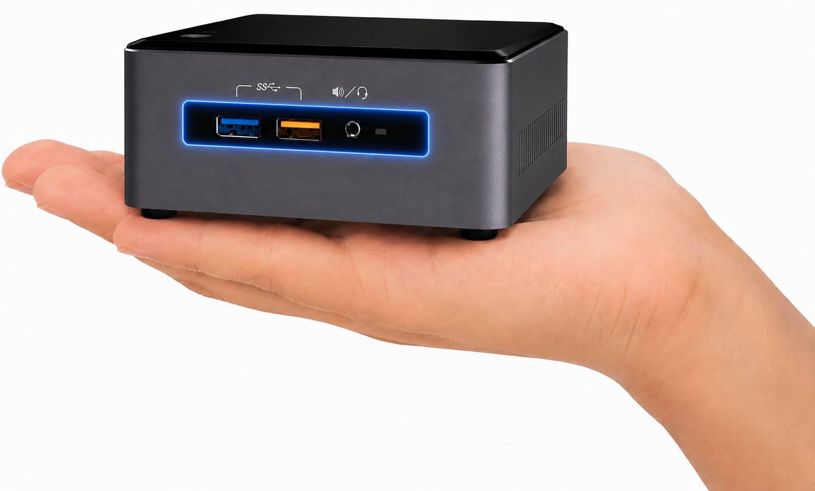 Betashop Mini pc Ricondizionato - Nuc - Mini Pc - i7-7567u - 16GB ram DDR4- ssd 256gb - HDMI - wifi - 4 usb 3.0 - ingresso type-c - lettore micro sd - windows 11 pro + office 365