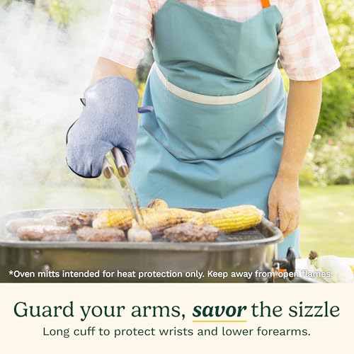 Image of Cuisinart Chambray Kitchen Oven Mitts, Heat-Resistant, 2-Pack, 7 inchx13 inch