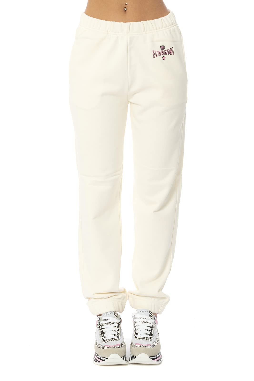 Chiara Ferragni Pantalone Jogger in Cotone Panna con Due Tasche e Logo Ferragni Rosa Ricamato nella Parte Anteriore. Beige Panna