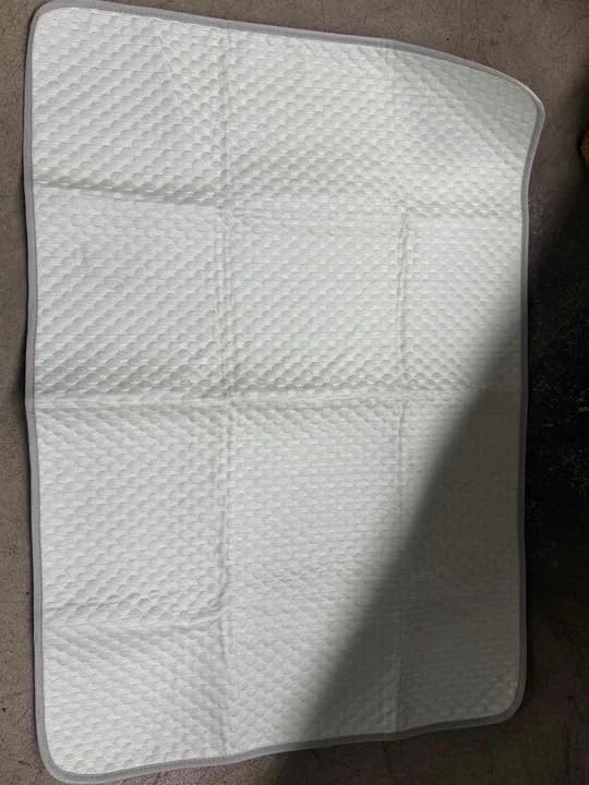 BTSD-home 犬 ひんやりマット 夏用 接触冷感 洗濯機で洗える 滑り止め付き 犬用クールマット 70×100cm グリーン