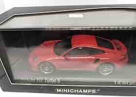 1/43 限定504台 Porsche 911 Turbo S 2016 赤 1/43 限定504台 Porsche 911 Turbo S 2016 赤 おもちゃ