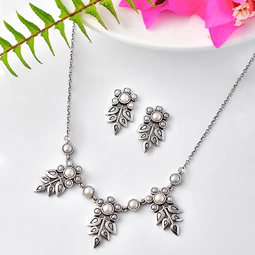 Fresh Fern Rue Necklace Set