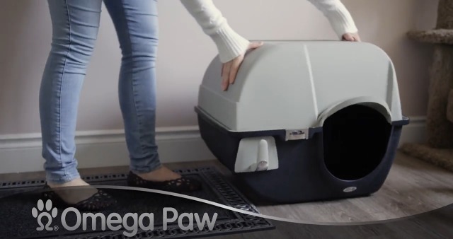 Watch Omega Paw Roll'n Clean Self-Cleaning Litter Box - ELITE on Amazon Live