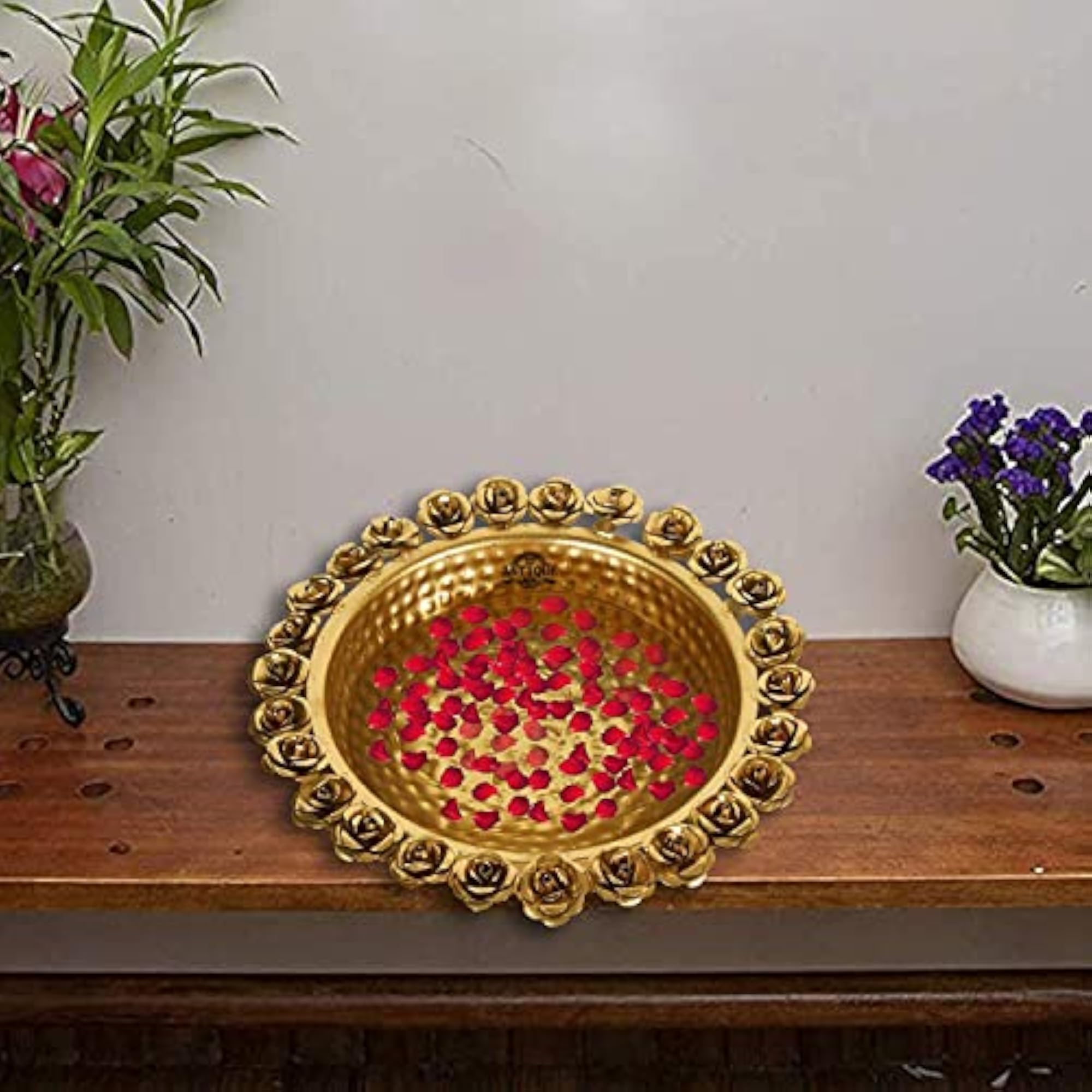 Round Flower Border Designer Urli for Floating Flowers