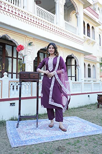 Image of GoSriKi Women's Cotton Blend Straight Embroidered Kurta with Pant & Dupatta (Tistha Green-Jan40-GS)
