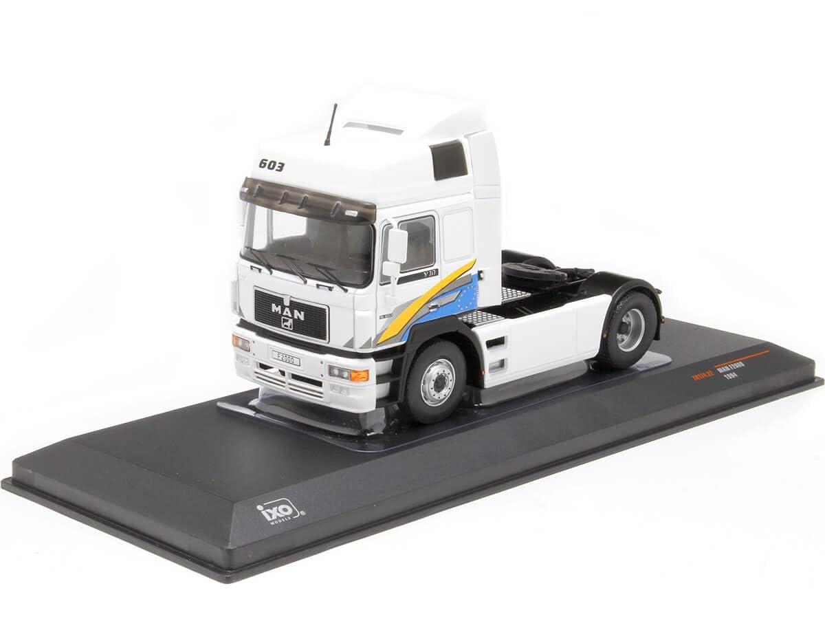 1/18 マン F2000 トラクターヘッド 1/18 マン F2000 トラクター