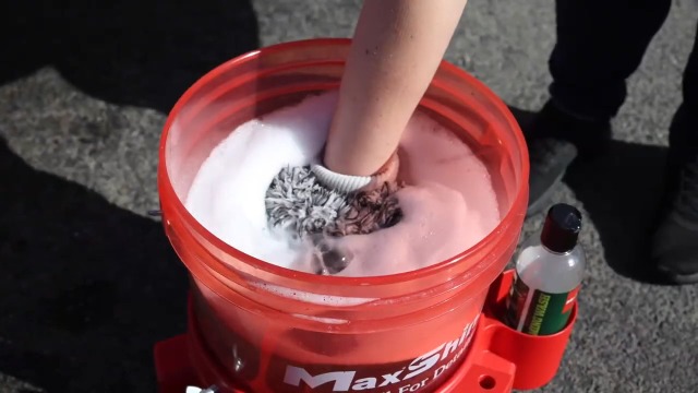 Maxshine Car Wash Detailing Bucket with Sand Killer Grit Guard