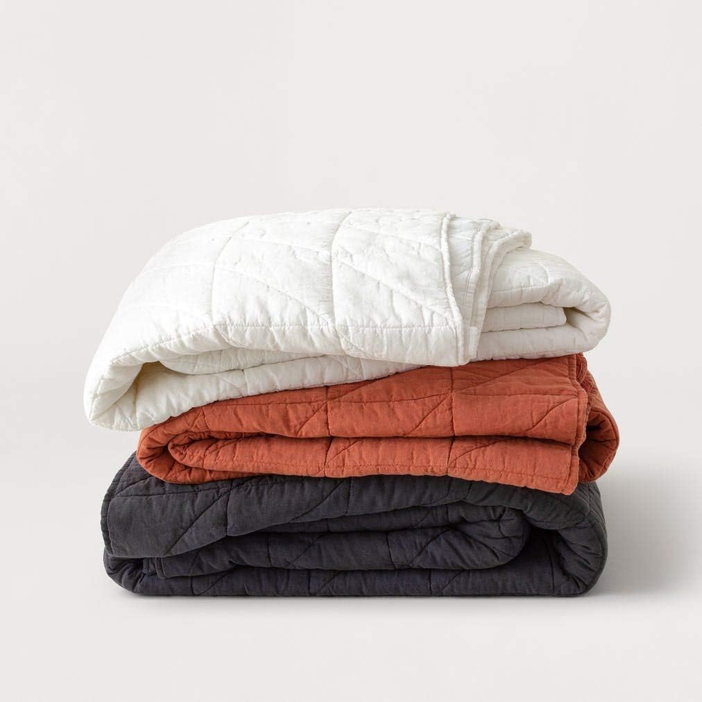 Tuft & Needle Quilt - Charcoal King/Cal King Size - Breathable, Durable, and Low Maintenance Design; Standard 100 by Oeko-TEX Certified