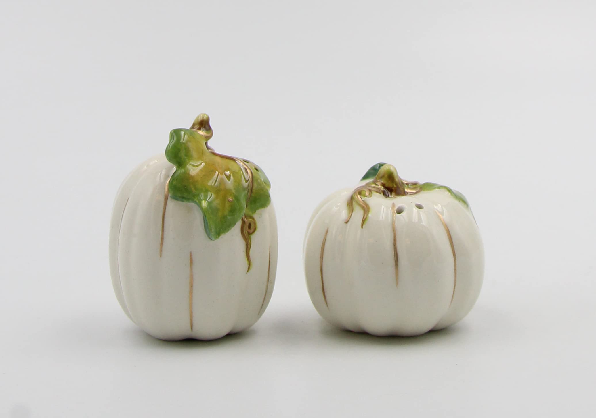 Cosmos Gifts 21036 - Salero y pimentero (cerámica, color blanco)