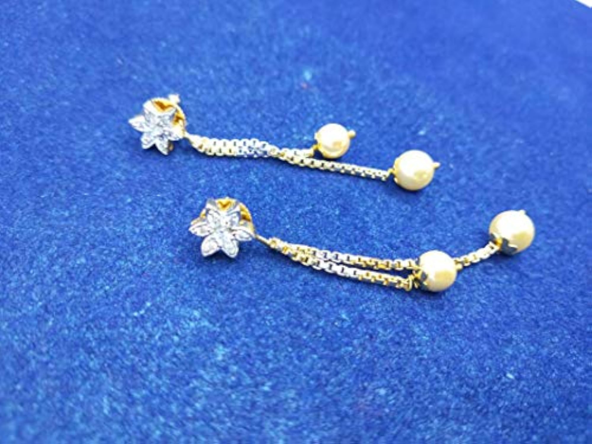 Women's Micro Gold Polished Kundan & Australian Diamond Dangle Earrings