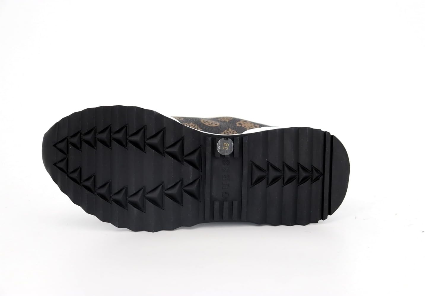 පහළ view of Guess Vinsa FL8VIAFAL12BROCR sneakers, showing the sole pattern and grip.