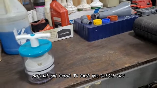 Amazon.com: ZOOYL Rotation Handle Bearing Packer, Quick to Refill