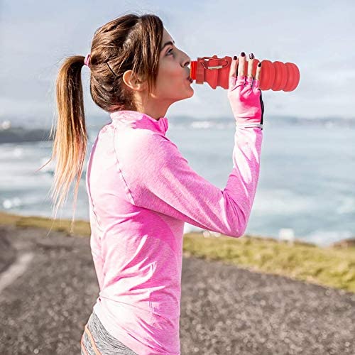 Image of we3 Collapsible Water Bottle, 550ml Reusable Silicone Light Water Bottles for Travel Outdoor Portable Leakproof Drinking Bottles with Carabiner (Red, Pack of 1)
