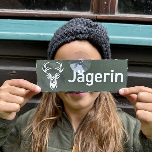 HUNDEFÜHRER IM EINSATZ - Premium Schild mit starkem Saugnapf für die Autoscheibe aus formstabilem Aluverbund, UV- & witterungsbeständig, 18 x 6.5 cm - MADE IN GERMANY