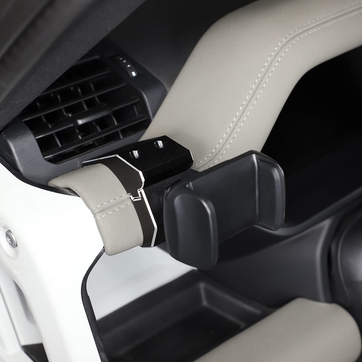 PIUGILH Supporto per cellulare auto adatto per Land Rover Defender 2020-2023, supporto per telefono auto, girevole per smartphone da 4 a 7 pollici, per accessori Defender (A)