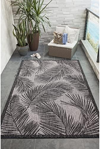 Liora Manne Carmel Low Profile Easy Care Indoor/Outdoor Woven Rug- Fronds Black 3'3" x 4'11"