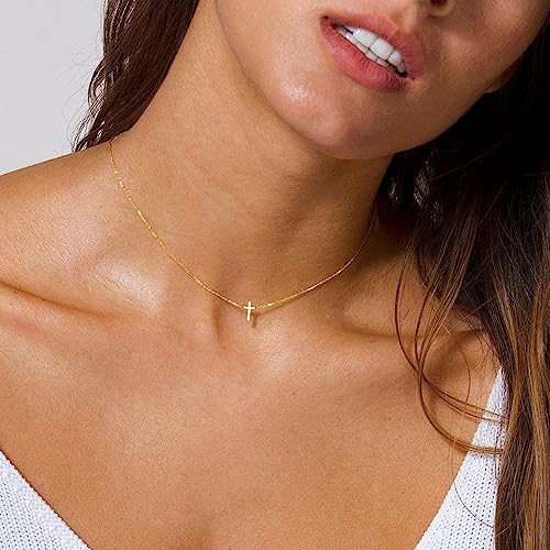 Cross Necklace for Women，Dainty Gold Necklace 14k Gold Plated Small Cross Pendant Necklace Simple Gold Cross Necklaces for Women Cute Gold Cross Choker Necklaces Trendy Gold Jewelry Gifts2