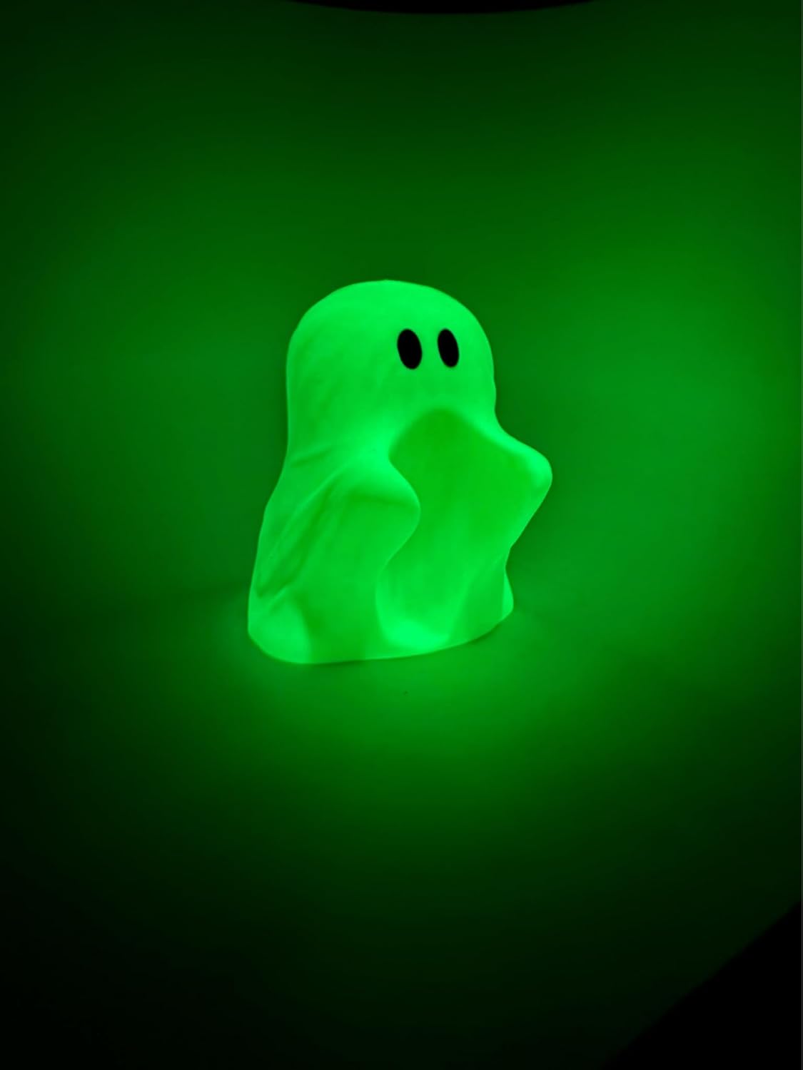 Ghost Buddy Glow Stand – for PS5 Controllers