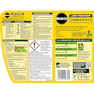 Miracle-Gro Complete 4 in 1 Lawn Food, 80 m² handheld spreader, Lawn Food, Weed & Moss Control