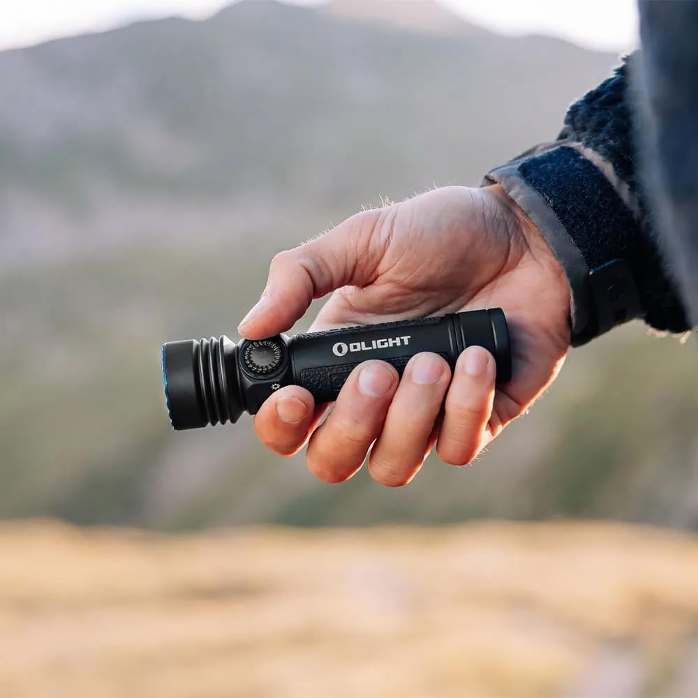 Olight Seeker4 pro 未使用 OLIGHT SEEKER 4 PRO | Compact and Powerful LED Flashlight with 260