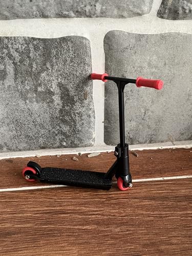 Image of LEEFAI Metal Finger Scooter Alloy Pro Finger Stunt Scooter-Solid Metal fingerscooter (Black)