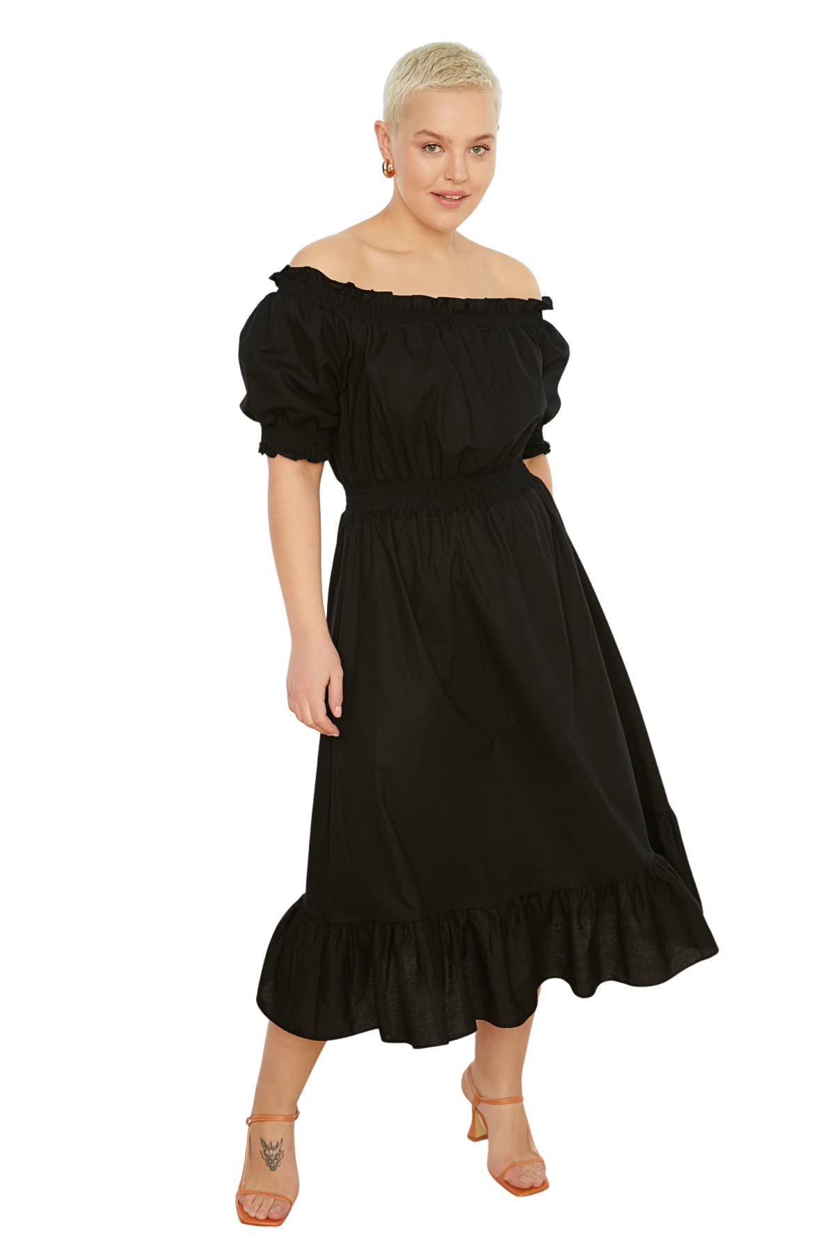 Trendyol Damen Kleid, Midi, Skater, lockere Passform, gewebt, Übergröße, Schwarz, 70