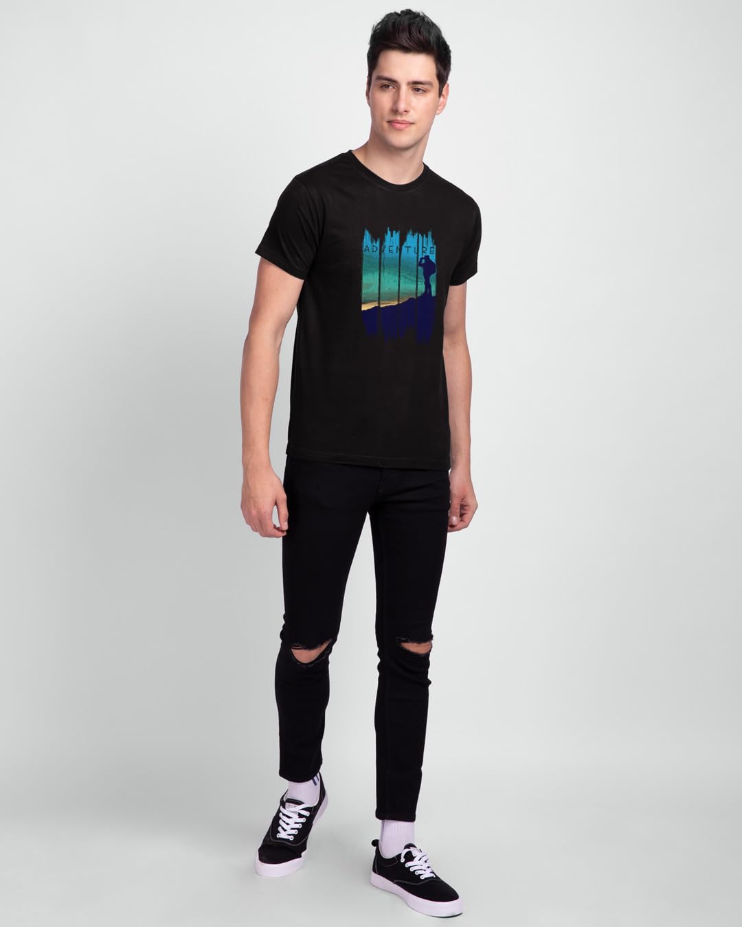 Bewakoof Camiseta estampada 100% algodón para hombre, ajuste regular, cuello redondo, media manga, negro, 48