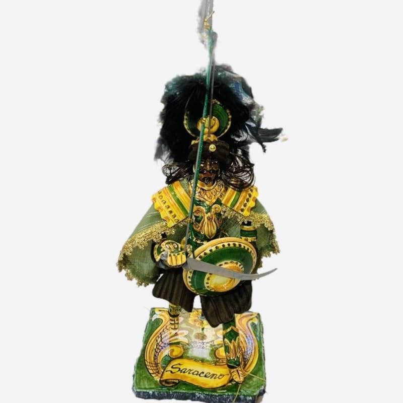 SICILIA BEDDA CAPACI Sizilianische Marionette, Paladin aus Caltagirone-Keramik – karolingische Linie – Sockel aus Lavastein – SARACENO – 55 x 20 cm