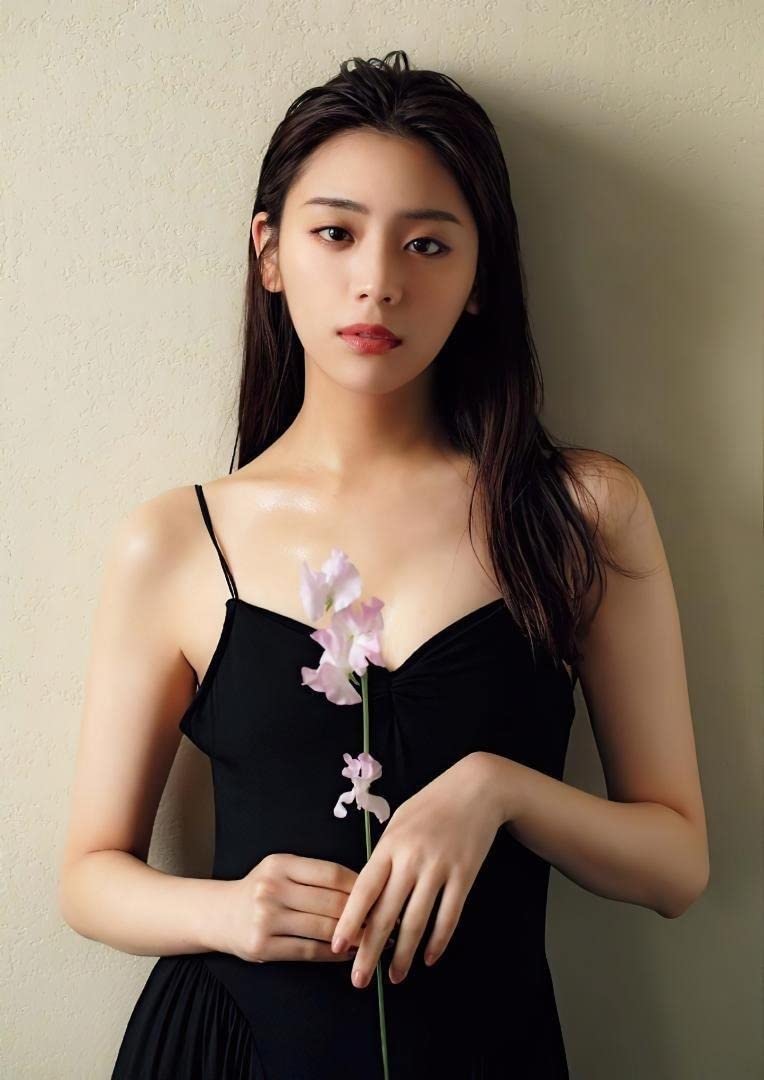 Amazon.co.jp: 貴島明日香 A4 判 A4サイズ 写真 5枚 A グラビア