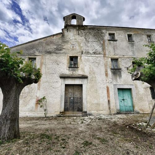 A Sicignano degli Alburni Salerno, con Ilaria al &ldquo;Monastero dei monaci del diavolo&rdquo;