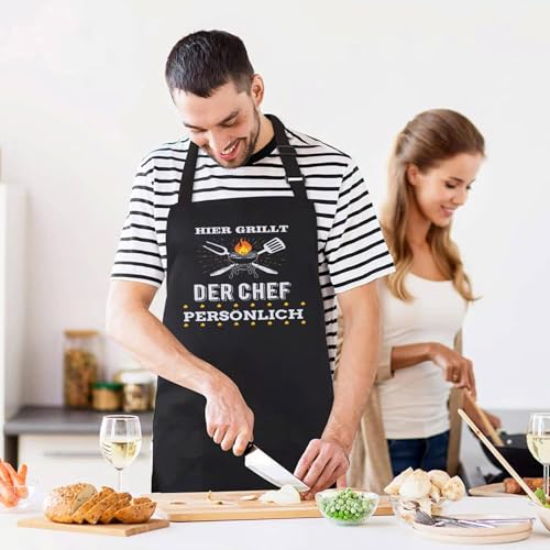 XCSJKJ Grillschürze für Männer Kochschürze Herren Schürze lustig, Grill schürze für Männer küchenschürze Herren personalisiert Grill Schürze mit 4 Taschen (HIER GRILLT DER CHEF)