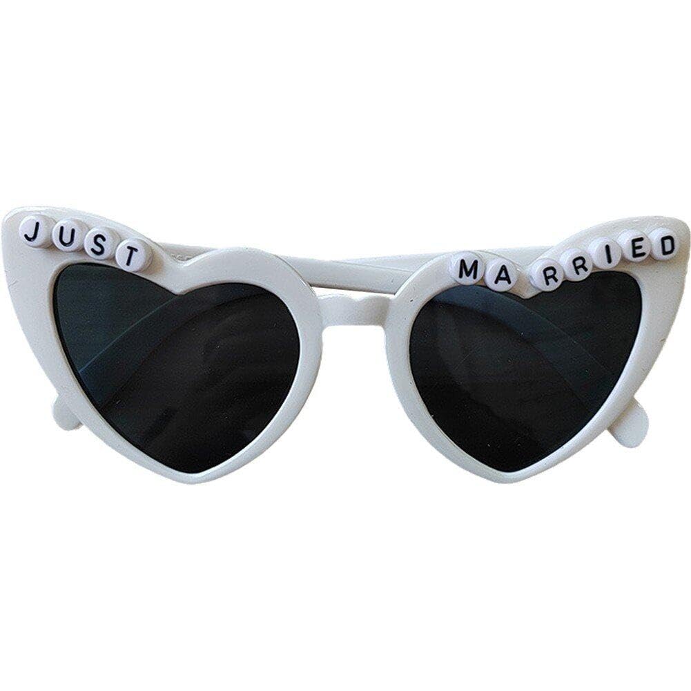 Lipfer Bride Sunglasses Just Married Eyeglasses Vintage Sunglasses Bachelorette Party Sunglasses Hen Party Accessory for Travel