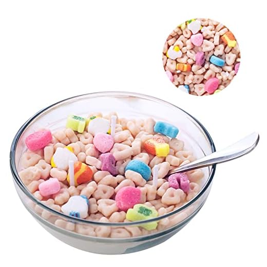 Divertido tazón de fuente de cereales de vainilla francés con cuchara de metal perfumada vela de regalo de ritual de la mañana