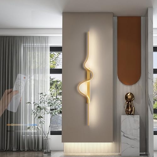 Iluminación de pared larga para sala de estar con ambiente moderno
