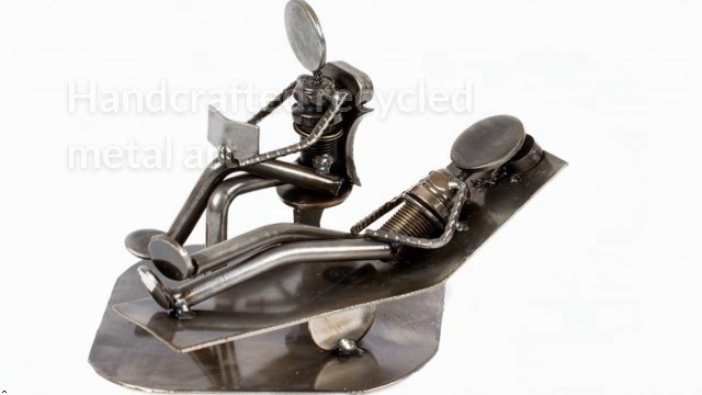 Escultura de hierro reciclado NOVICA 'Rustic Psychotherapist' miniatura 7