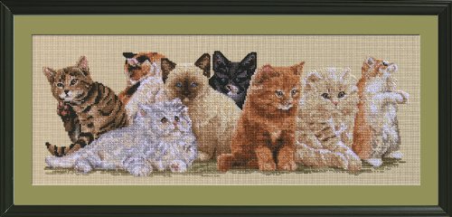 Broderie point de croix chatons pour décorer une chambre d'enfant