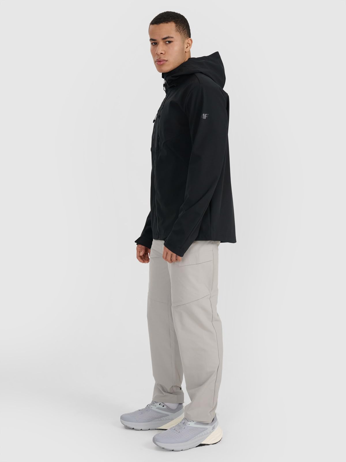 4F Kurtka softshell wiatroodporna membrana 8000 męska