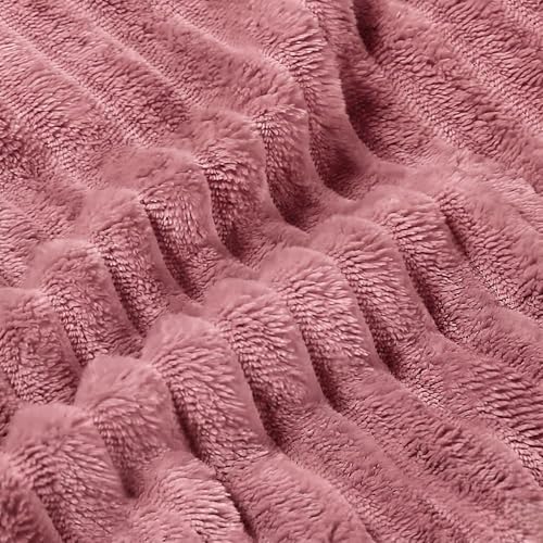 Image of Cotton Bolls Textiles Cozy Plush AC Blanket for Single Bed, Lightweight All Season Blanket, Ultra Soft Blanket for AC Room, Mild Winter, Can Be Used as Bedsheet in Winter, 90x90 Inches, Pencil Mauve