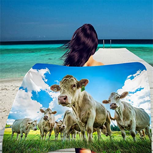 AJIGEN Serviette de Plage Microfibre Vache Bleu Ciel Serviettes De Plage Légère et Portable Serviette Plage Anti Sable Couverture de Plage Femme Homme pour Voyages Piscine Camping-70x140cm