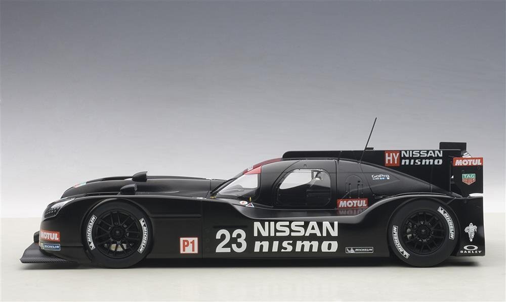 Amazon.com: Nissan GT-R LM Nismo 2015 Test Car #23 1/18 by Autoart