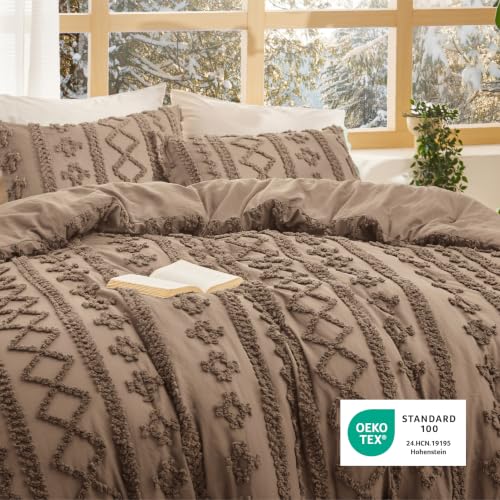 Image of Bedsure Tufted Boho Comforter Set King Size - Coffee Brown Boho Bed Set, GentleSoft 3 Pieces Farmhouse-Style Embroidery Bedding, Gifts for Woman, Soft Jacquard Kids' King Comforter for All Seasons